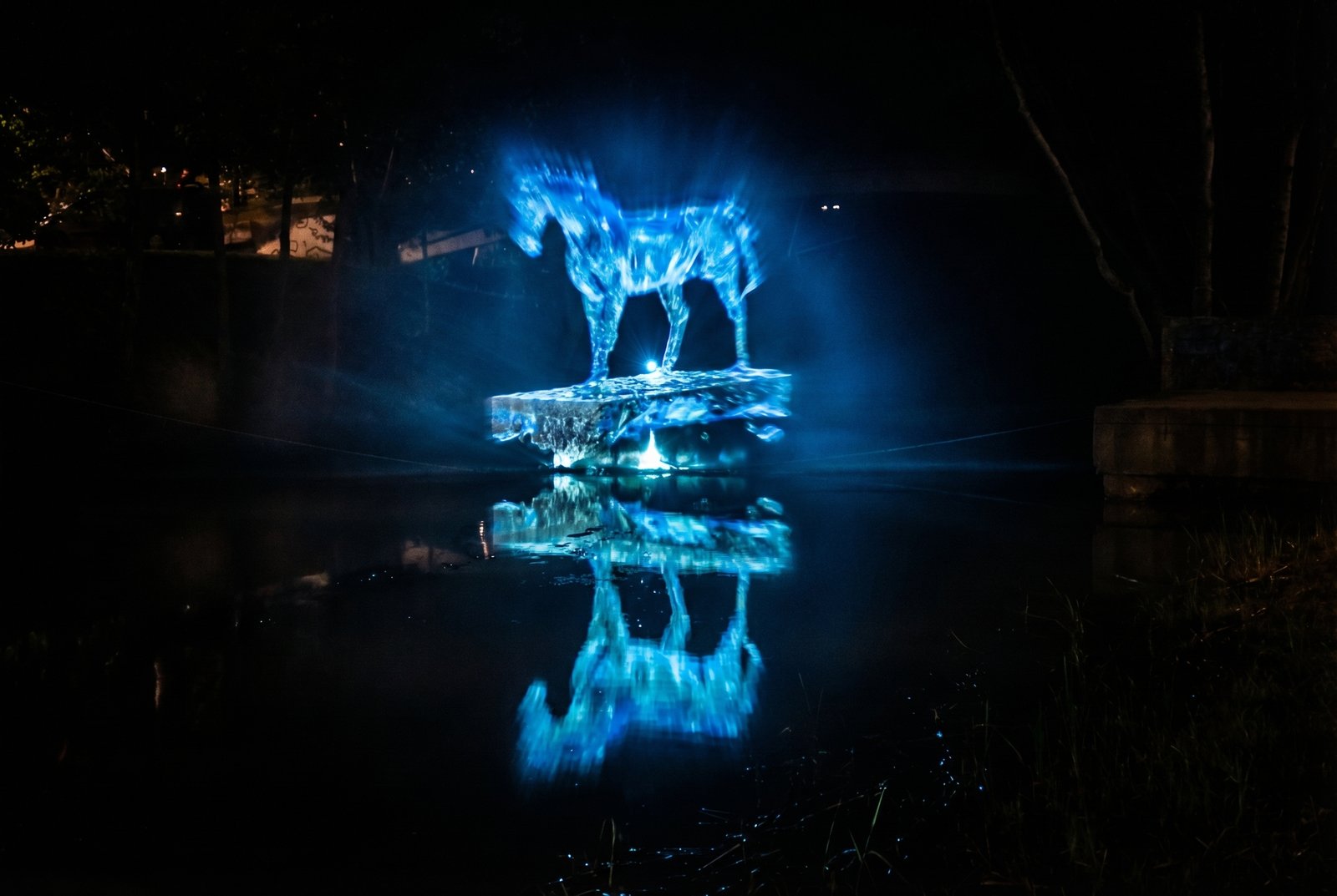 Ανάδυση — Water projection mapping στον ποταμό Πηνειό, Λάρισα
